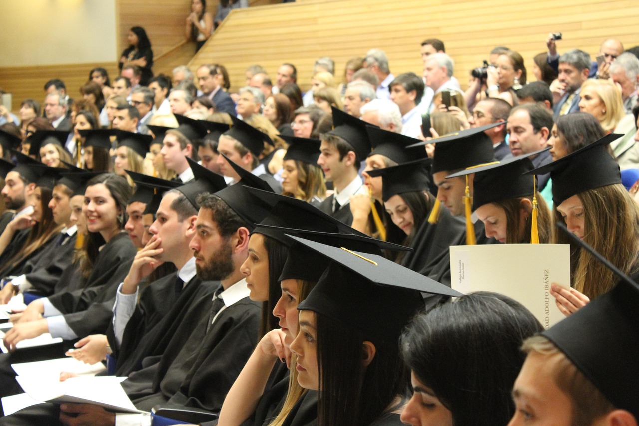 Faculdades que dão dinheiro: 5 cursos com alto retorno financeiro