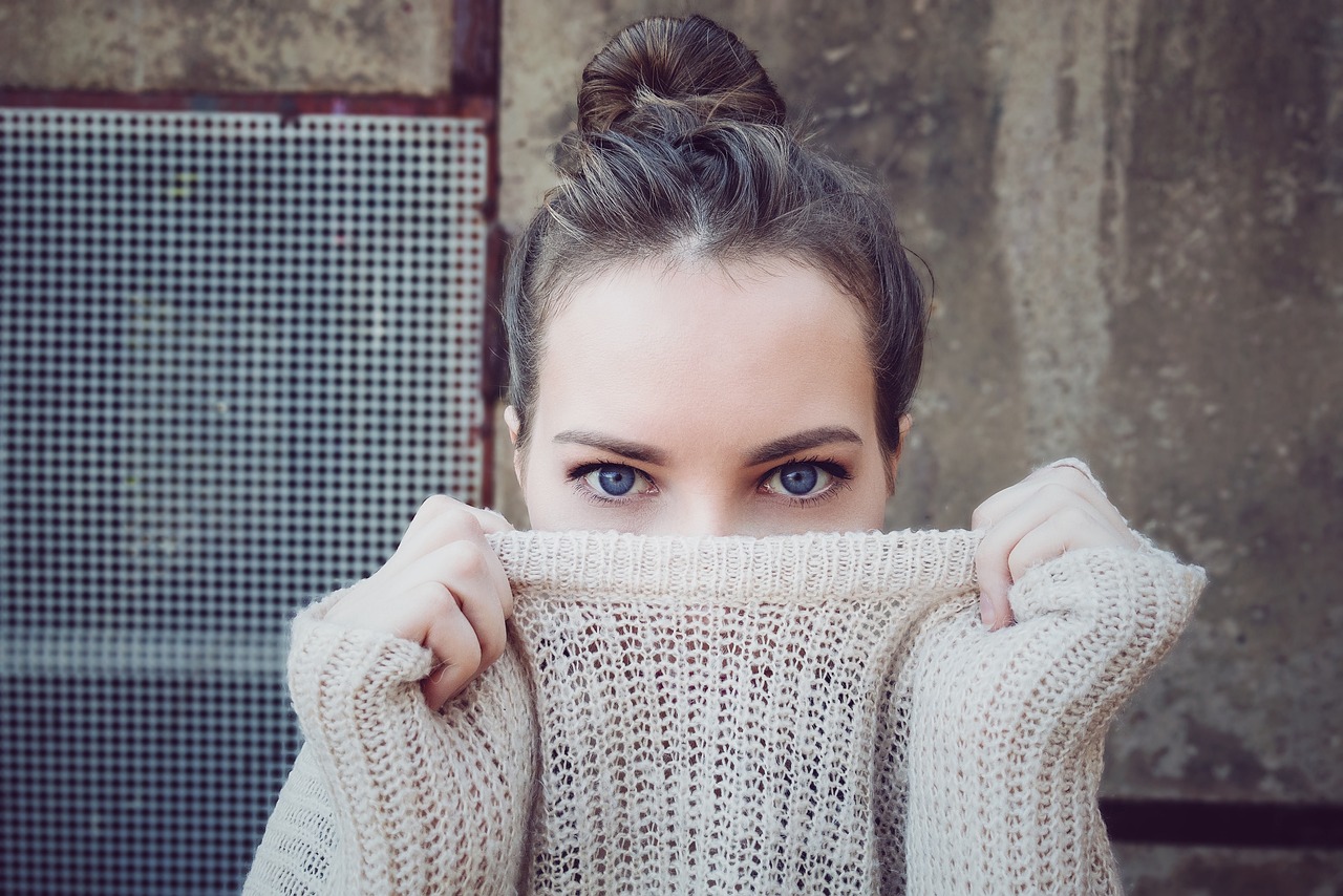Moicano grande: 5 dicas para adotar o corte com atitude
