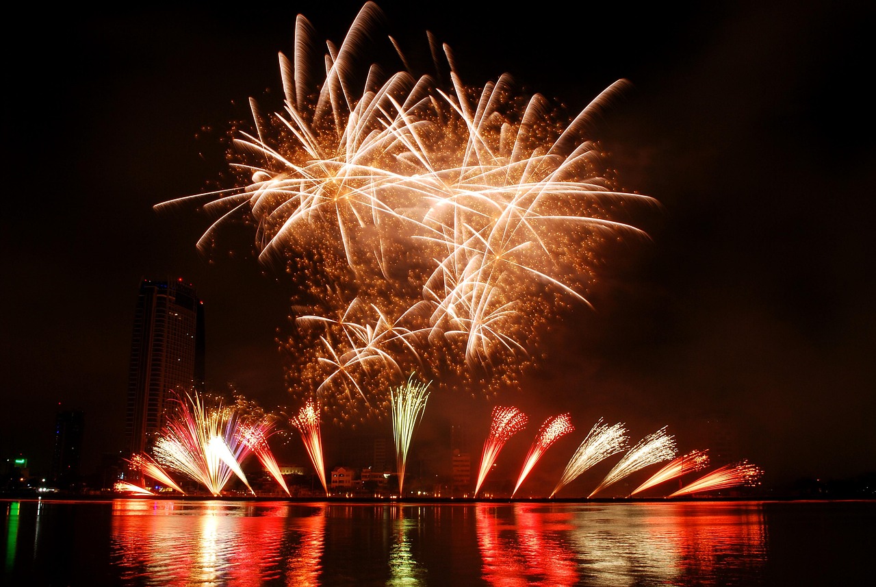 Unha de São João: 7 inspirações para brilhar nas festas juninas