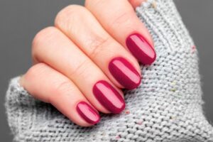 Leia mais sobre o artigo Melhor Esmalte: Unhas Impecáveis com Longa Duração