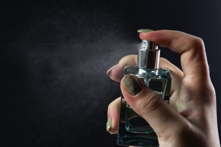 Qual perfume feminino da Boticário fixa mais? 5 opções irresistíveis