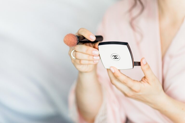 Como ser um revendedor Eudora: 5 passos para lucrar com beleza